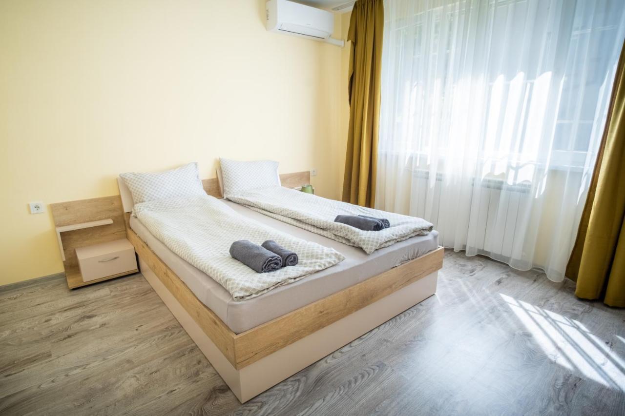 Apartment Yana Ruse Bagian luar foto